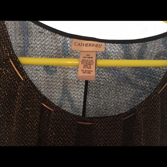 Catherine’s blouse - Picture 2 of 2